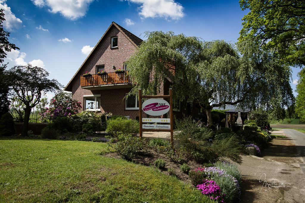 Heidetraum Pension & Ferienwohnung Arndt Биспинген Экстерьер фото